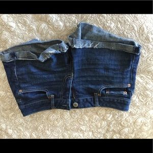 American Eagle -Stretch shorts